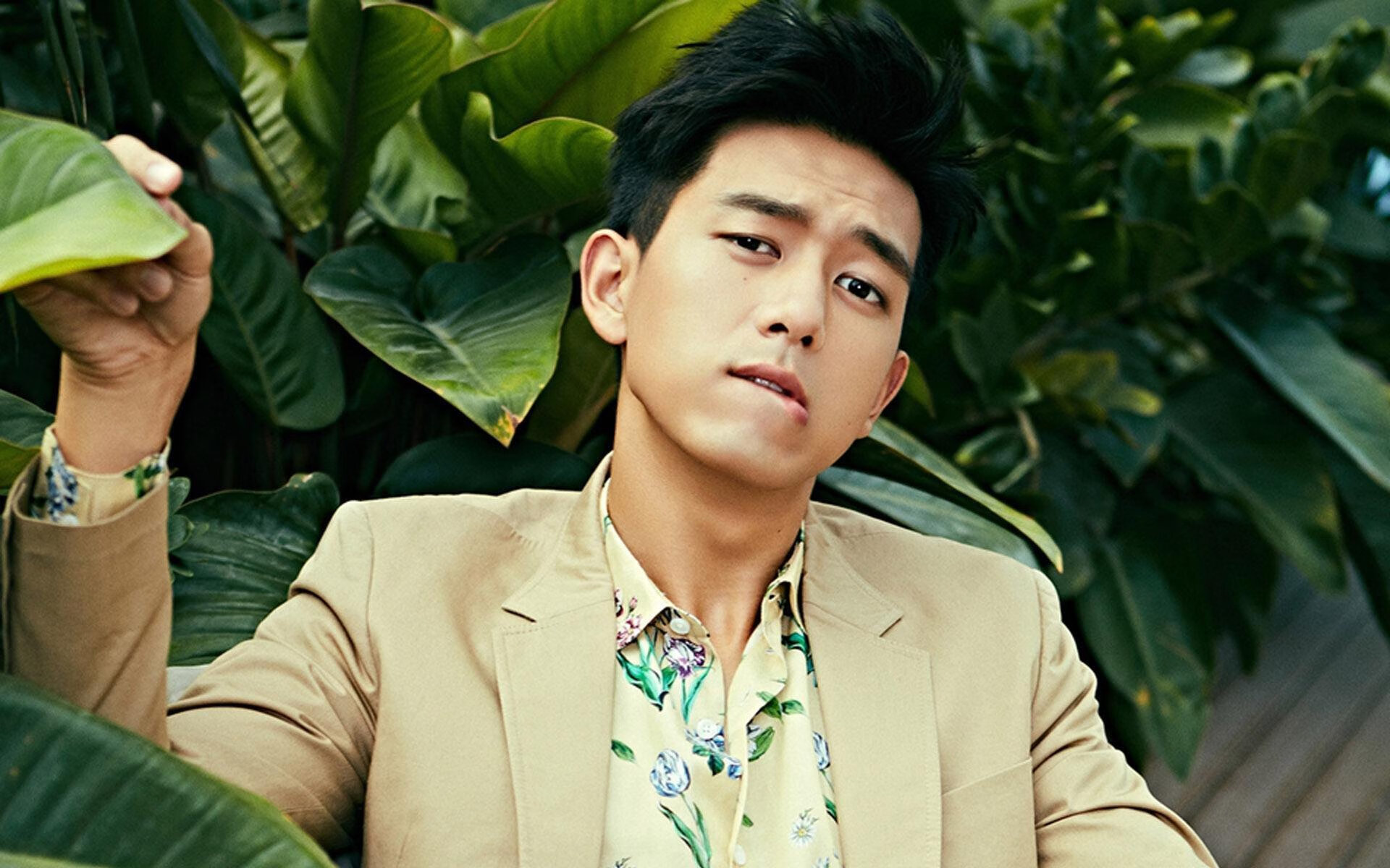 德甲强强对话：攻防精彩如电影般震撼，德甲 打架